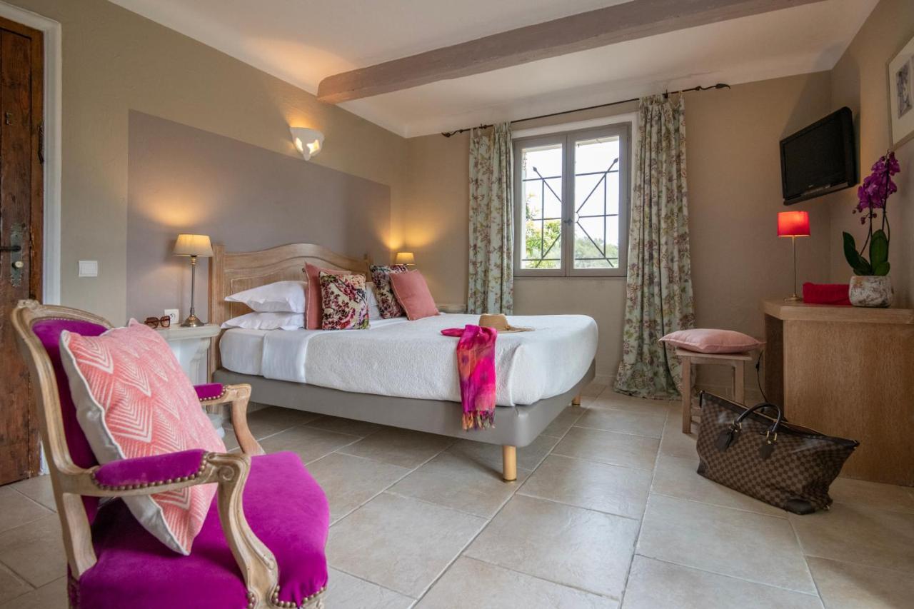 Chambre Double de Luxe avec Terrasse ou Balcon